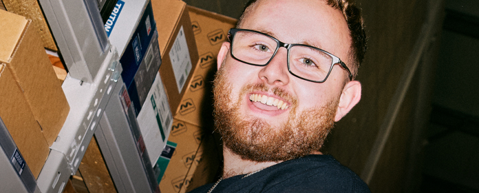 SCREWFIX 9 Assistants Notext Copy